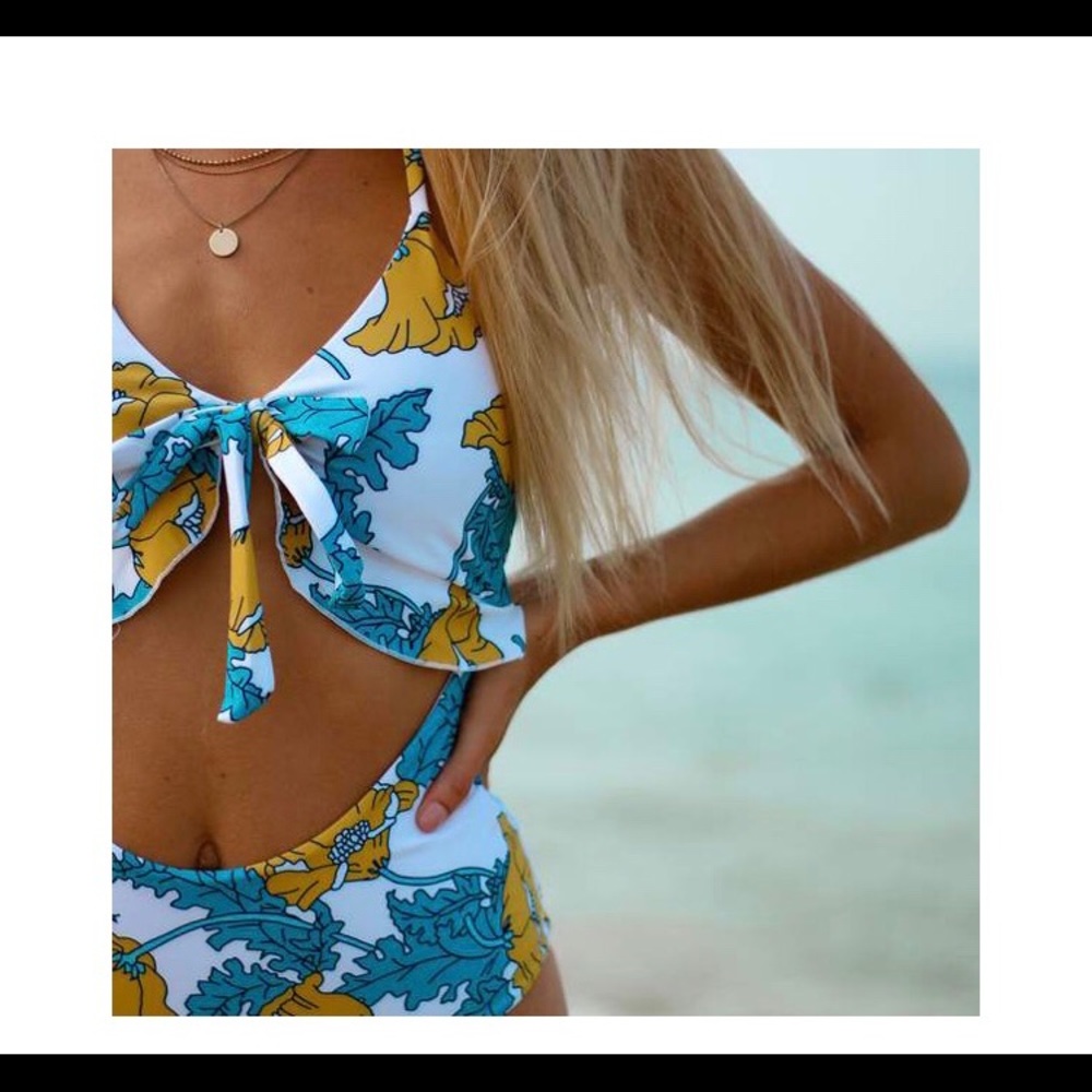 BRAND NEW Martiniqe Mallorca v2  floral swimsuit - Picture 3 of 6